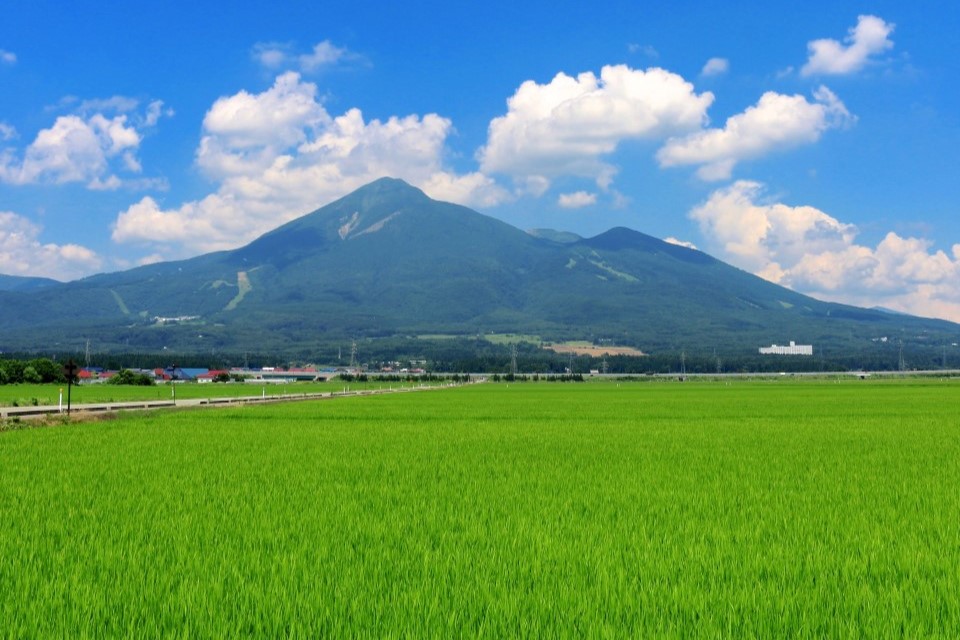 夏の磐梯山の様子